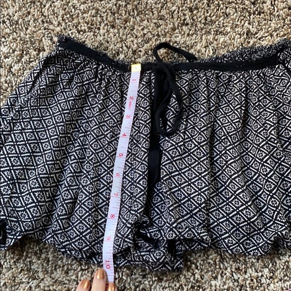 Urban Outfitters Flowy Boho Festival Shorts - Picture 9 of 9